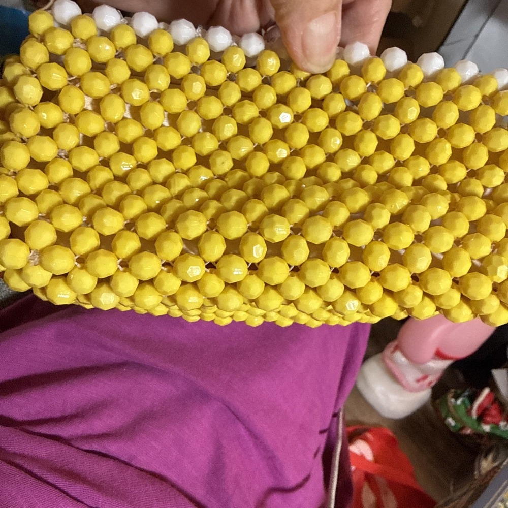 Bouffants And Broken Hearts Lemon Beaded Bag Purse With Removable Strap - Picture 4 of 5
